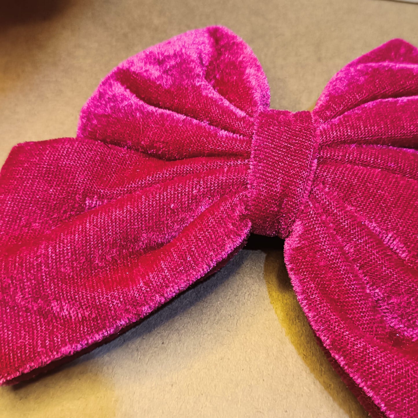 Gaia Dual Velvet Bow - Fuschia