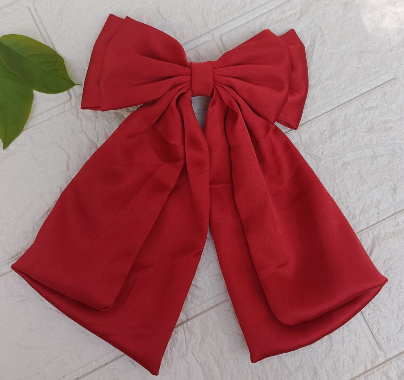 Bhoomika Bow - Red