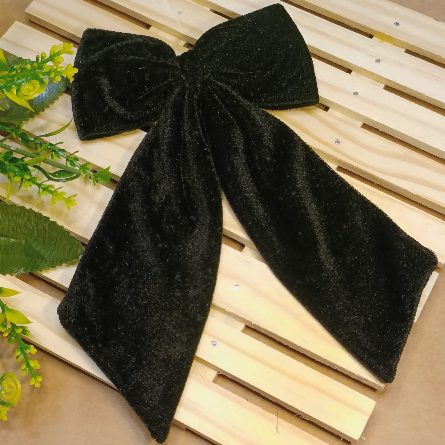 Noora Big Velvet Bow - Black