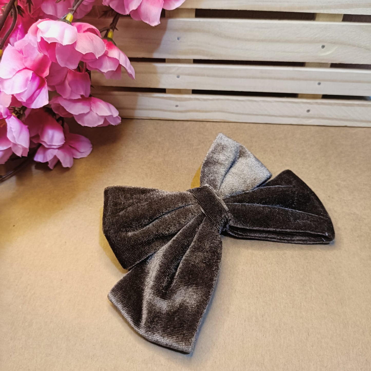 Gaia Dual Velvet Bow - Brown