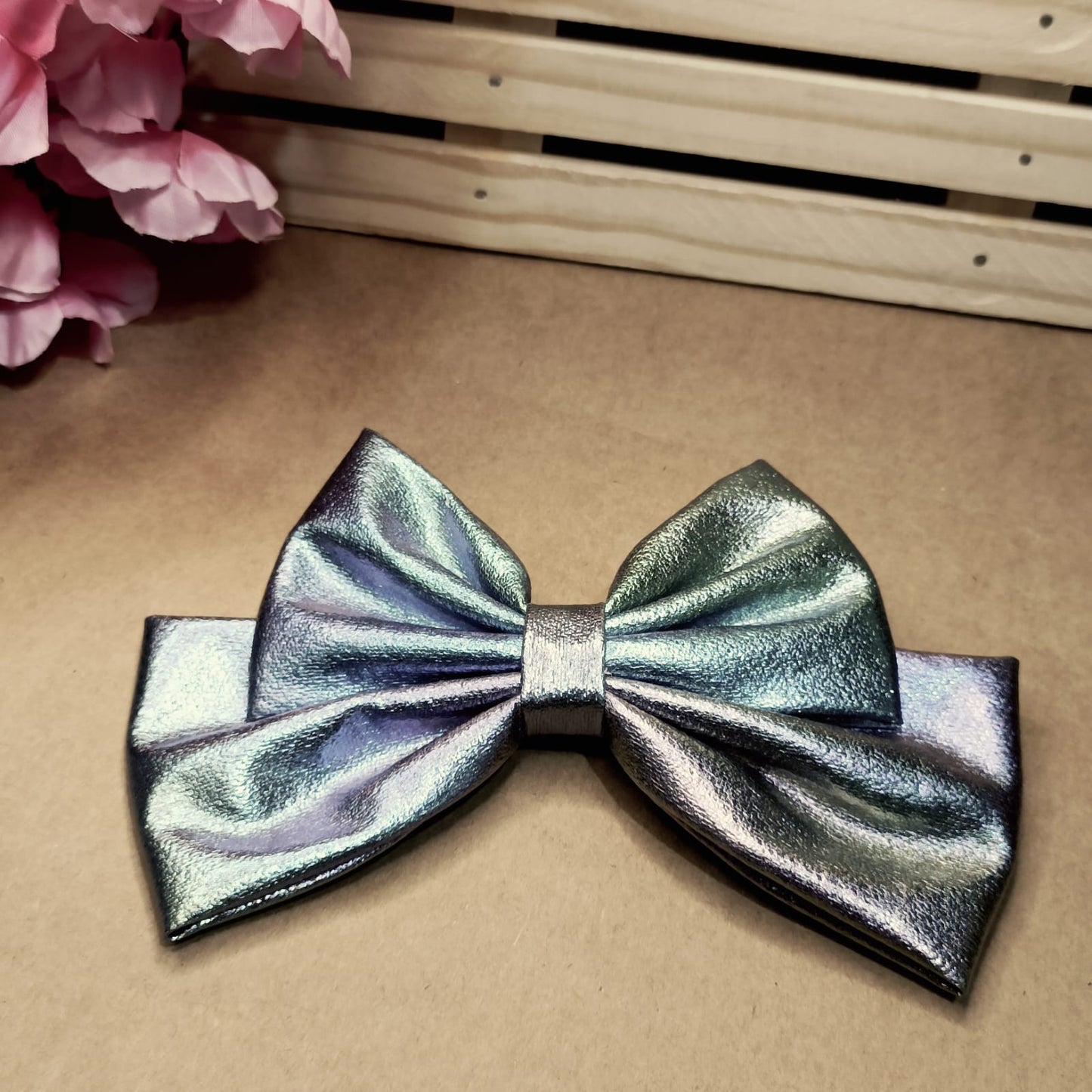 Mermaid Bow - Metallic Grey